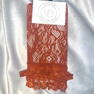 URBAN OUTFITTERS frilly lace burnt orange ankle socks one size